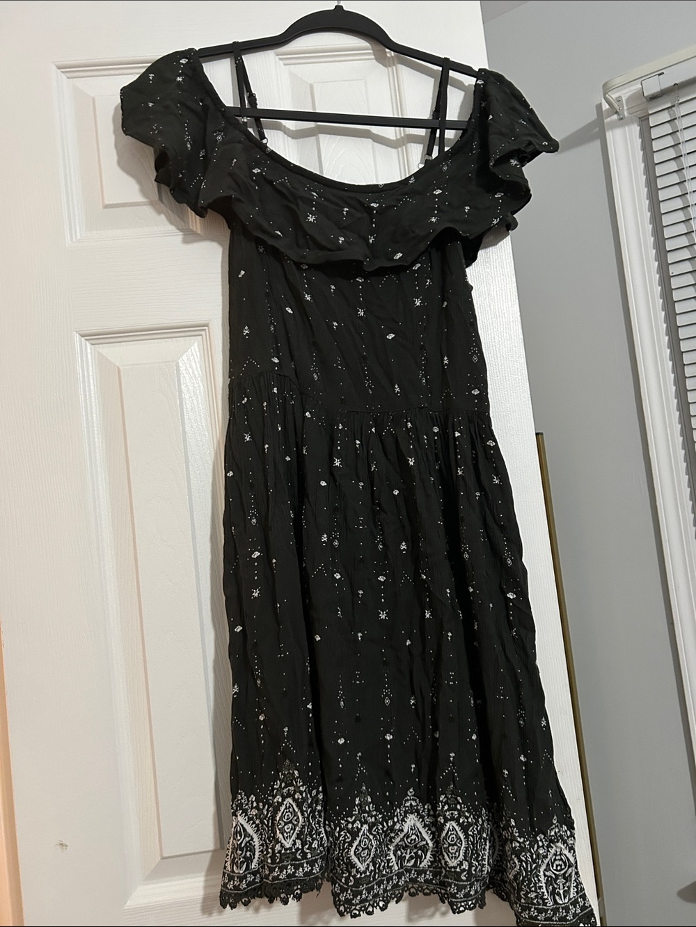 Superdry Dark Green Off-Shoulder Midi Dress with White Embroidered Hem